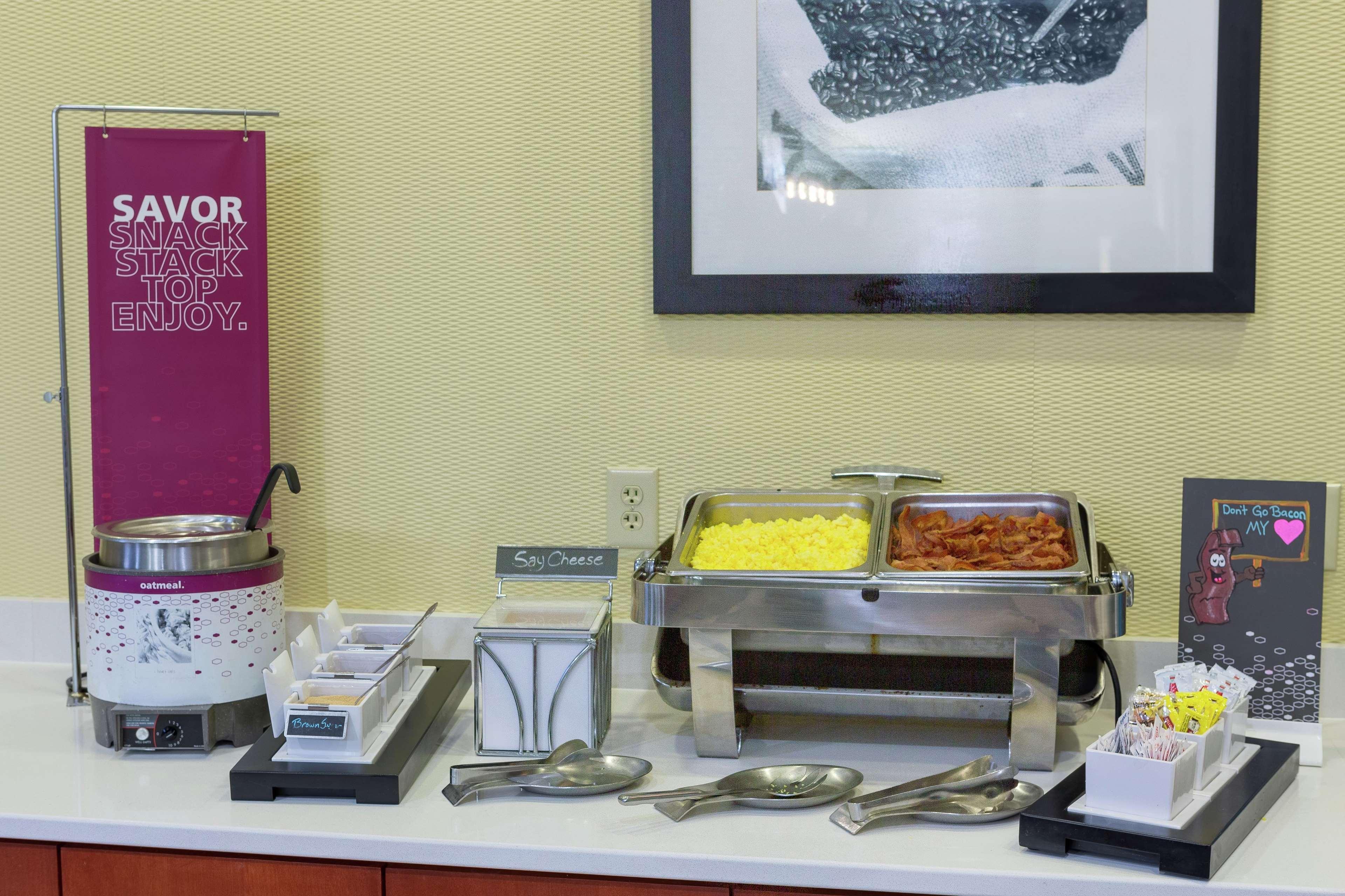 Hampton Inn & Suites Knoxville-Downtown Εξωτερικό φωτογραφία