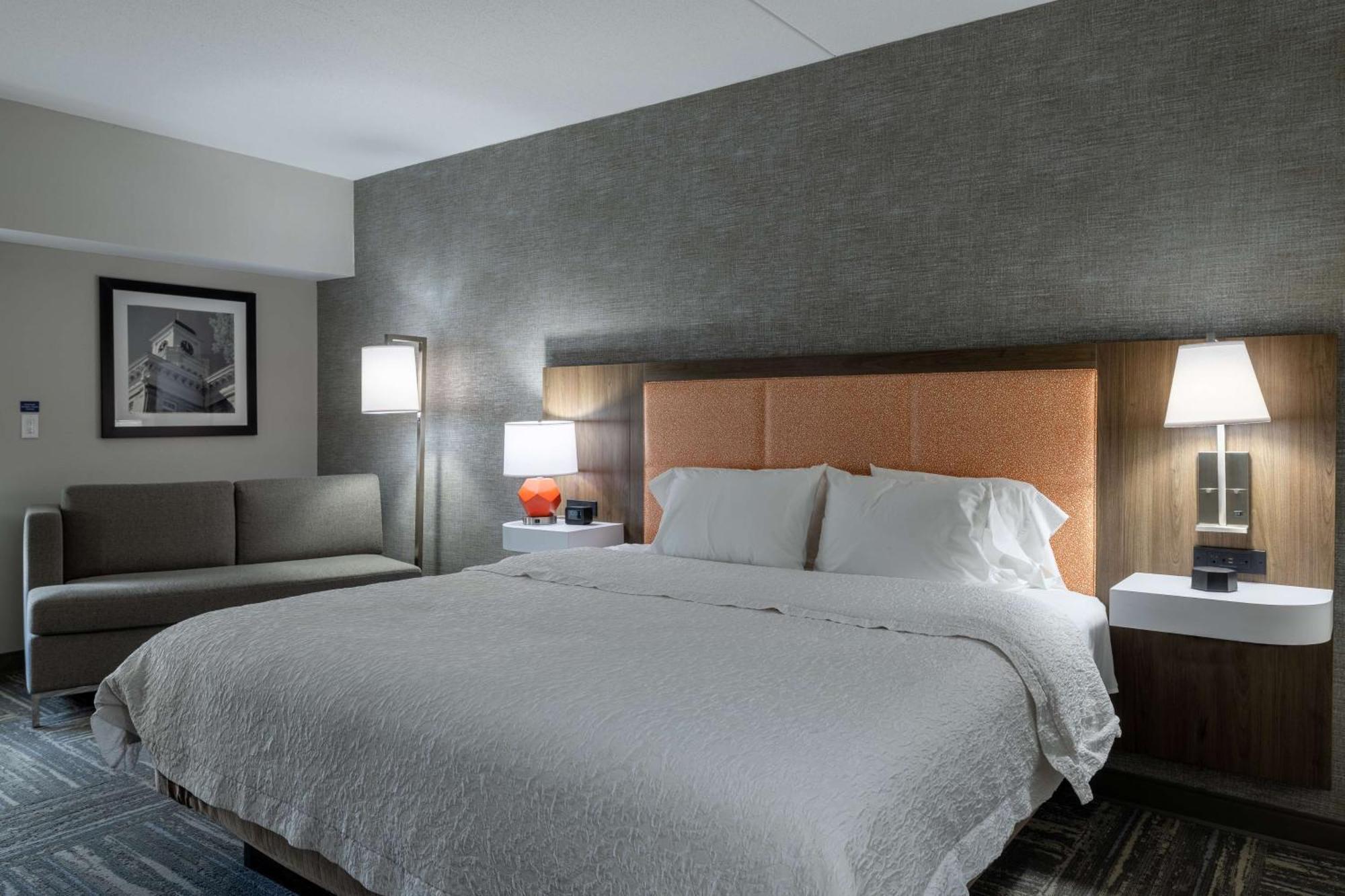 Hampton Inn & Suites Knoxville-Downtown Εξωτερικό φωτογραφία