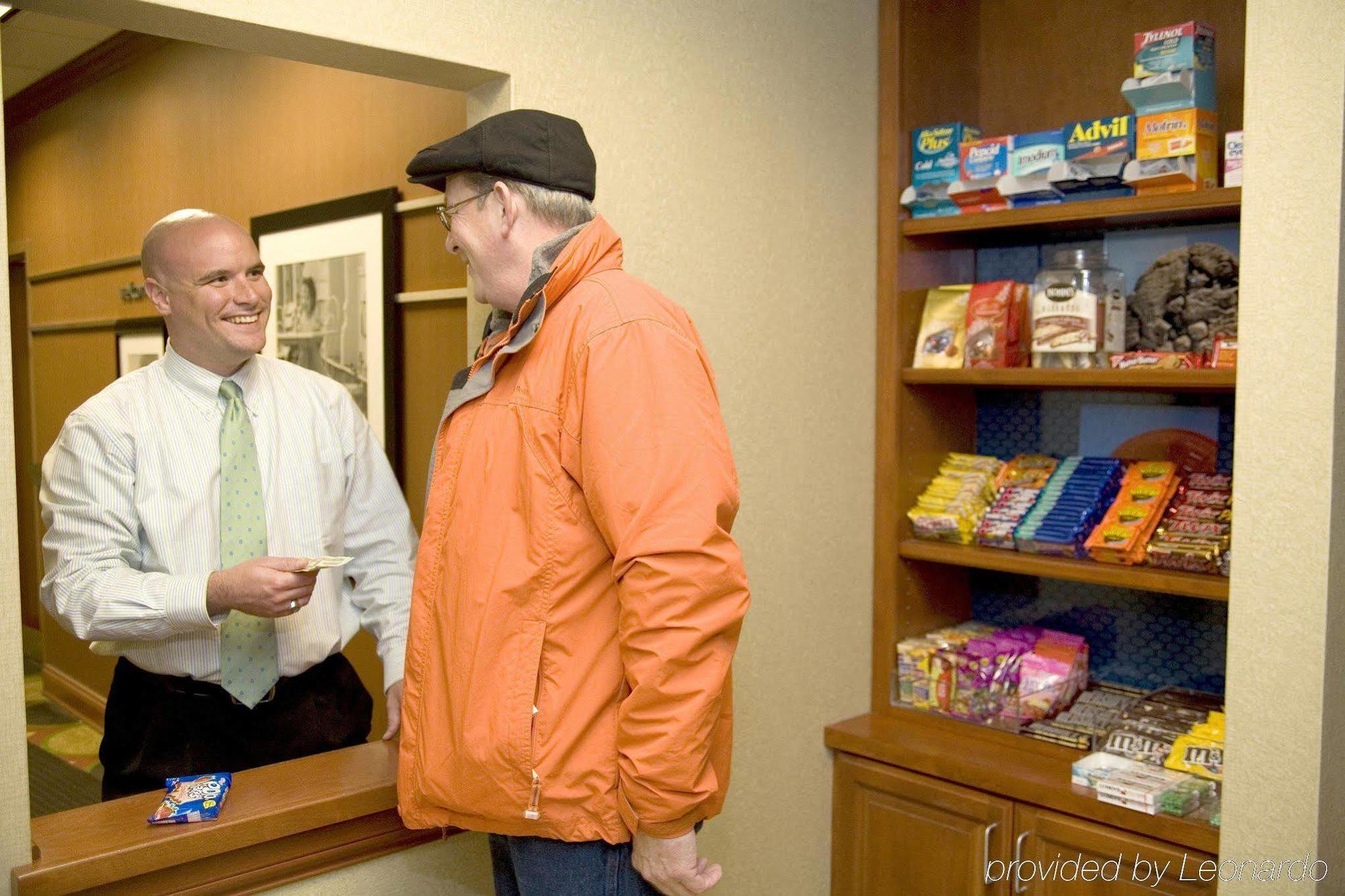 Hampton Inn & Suites Knoxville-Downtown Ανέσεις φωτογραφία